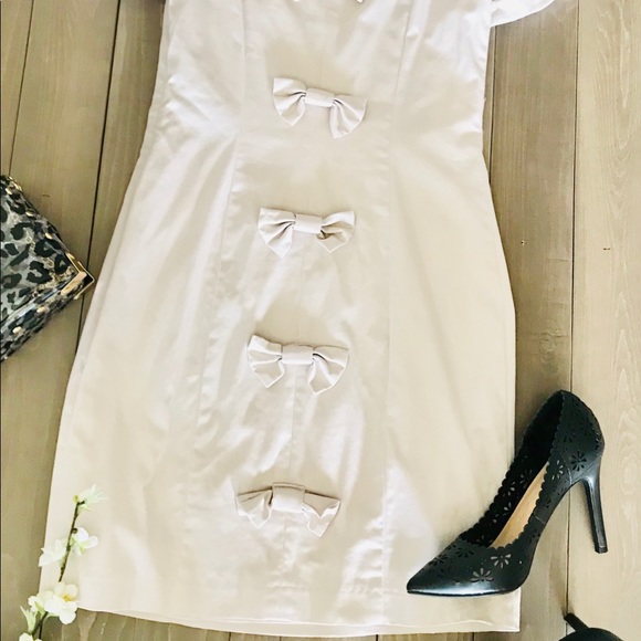 𝐹𝑟𝑒𝑛𝑐ℎ 𝐶𝑜𝑛𝑛𝑒𝑐𝑡𝑖𝑜𝑛 𝐷𝑟𝑒𝑠𝑠 - Picture 6 of 8